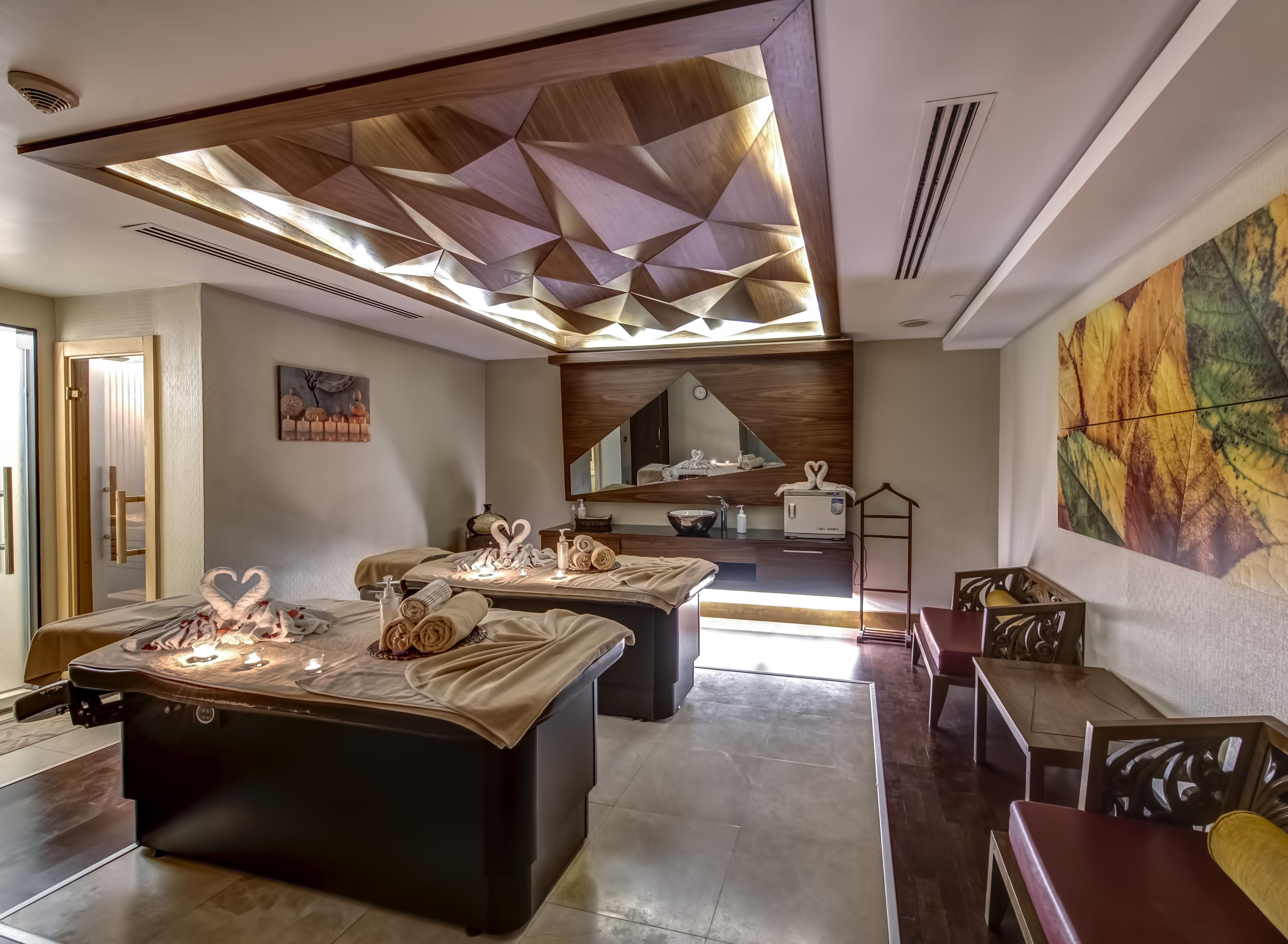 塔克西姆极乐世界酒店 伊斯坦布尔 外观 照片 Spa at the hotel